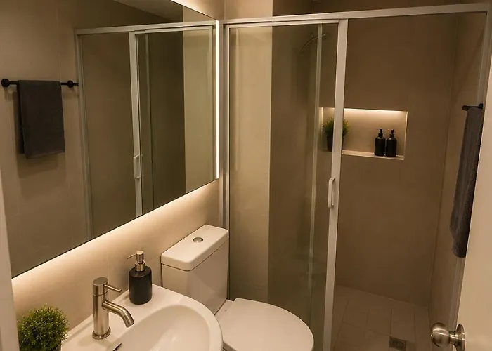 Azure Urban By Oasis Apartment