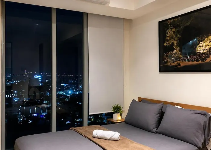 Azure Urban By Oasis Apartment